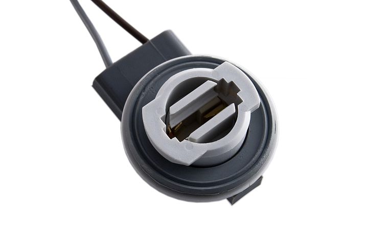 2-Wire Chrysler 90° Single Contact Back-Up, Park, Cornering, Tail & Turn Light Socket.